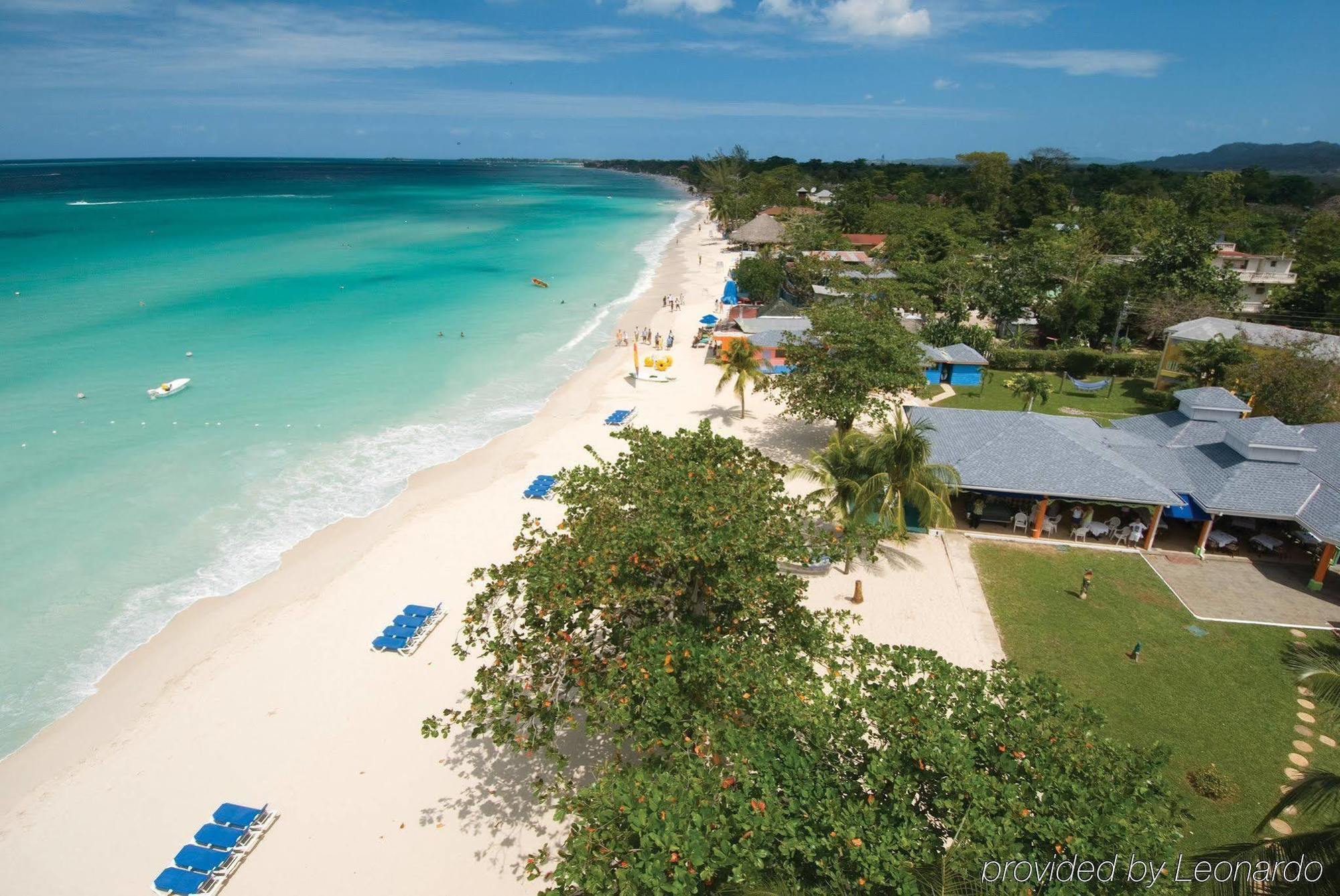 Grand Pineapple Beach Negril Hotel Exterior foto